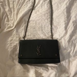 Black clutch crossbody bag